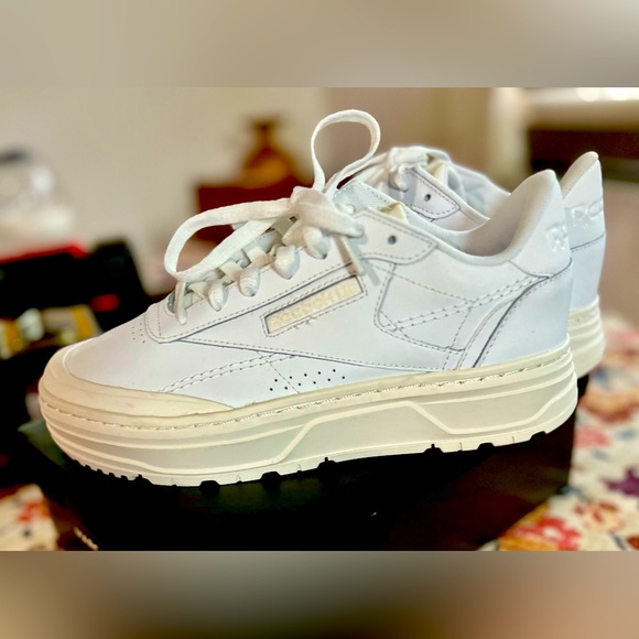 SOLD - Picture 3 of 5